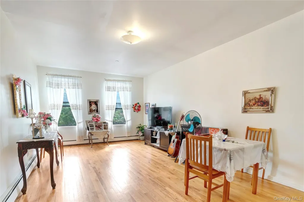 213 Johnson Avenue Brooklyn NY 11206