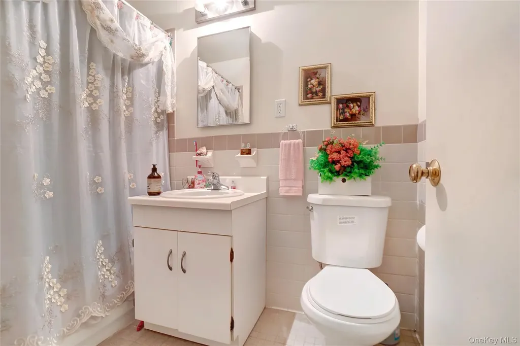 213 Johnson Avenue Brooklyn NY 11206