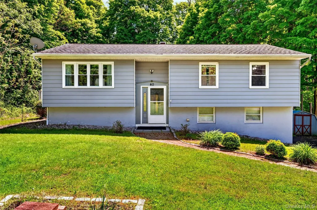40 Indian Pass Stormville NY 12582