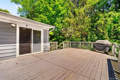 40 Indian Pass Stormville NY 12582