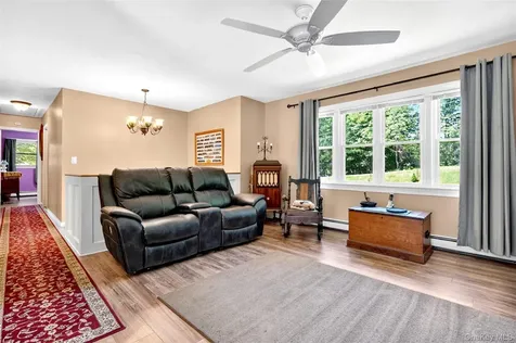 40 Indian Pass Stormville NY 12582