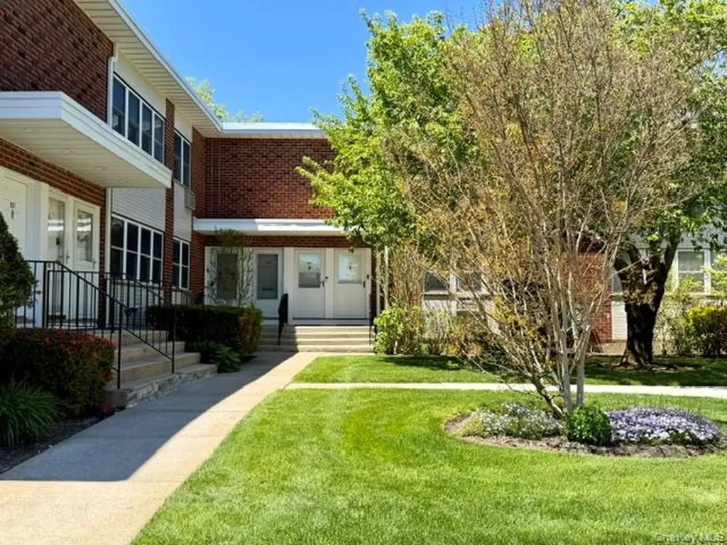 143 Farber Drive West Babylon NY 11704