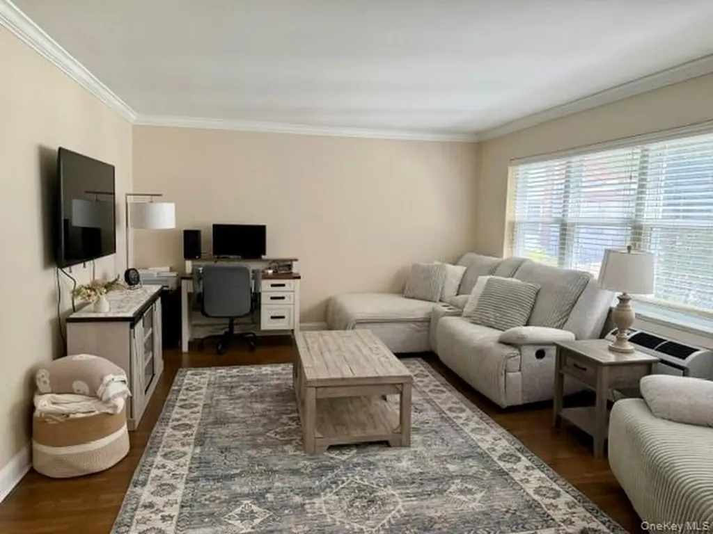 143 Farber Drive West Babylon NY 11704