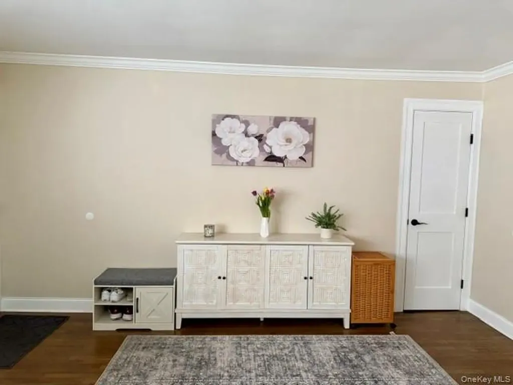 143 Farber Drive West Babylon NY 11704