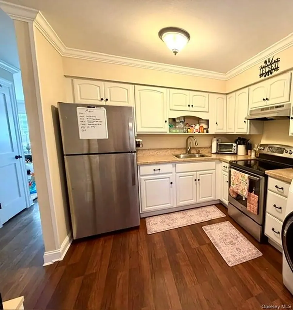 143 Farber Drive West Babylon NY 11704