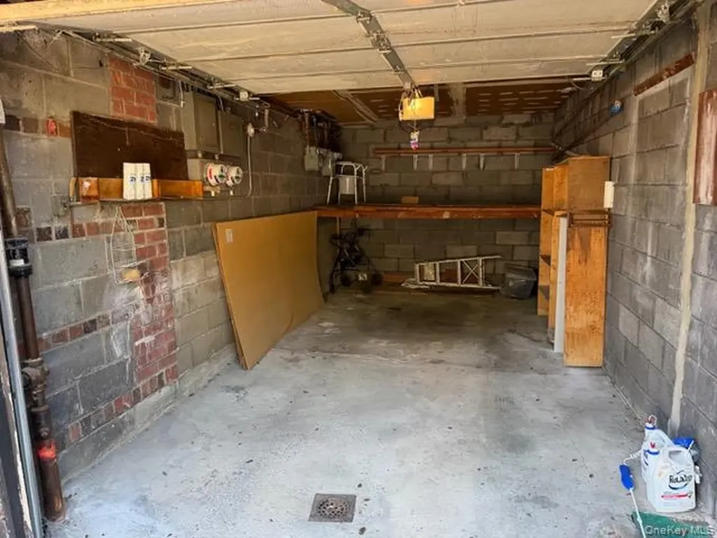 3303 Barnes Avenue Bronx NY 10467