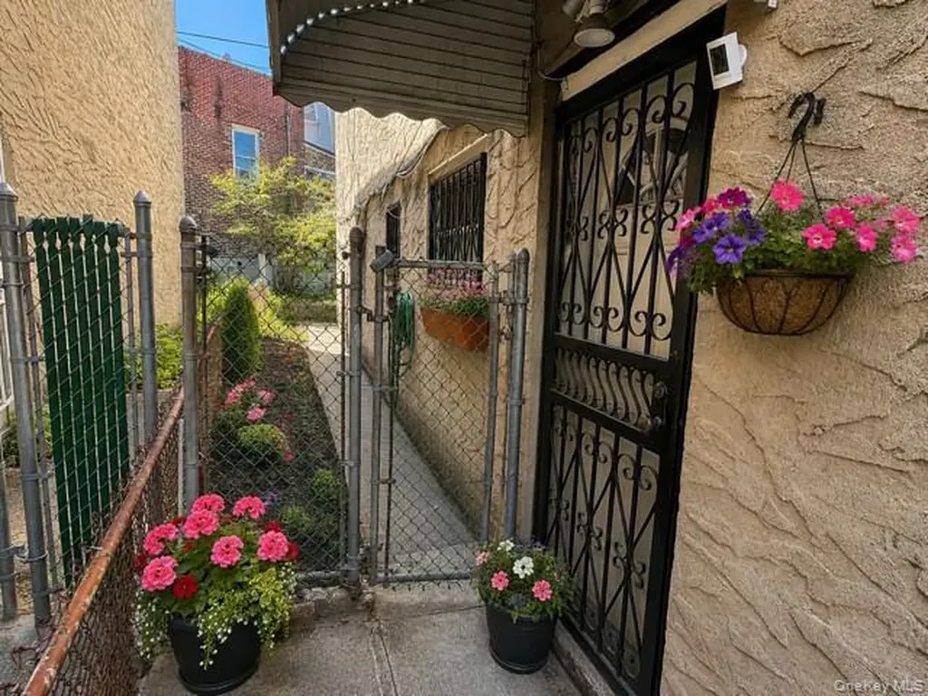 3303 Barnes Avenue Bronx NY 10467