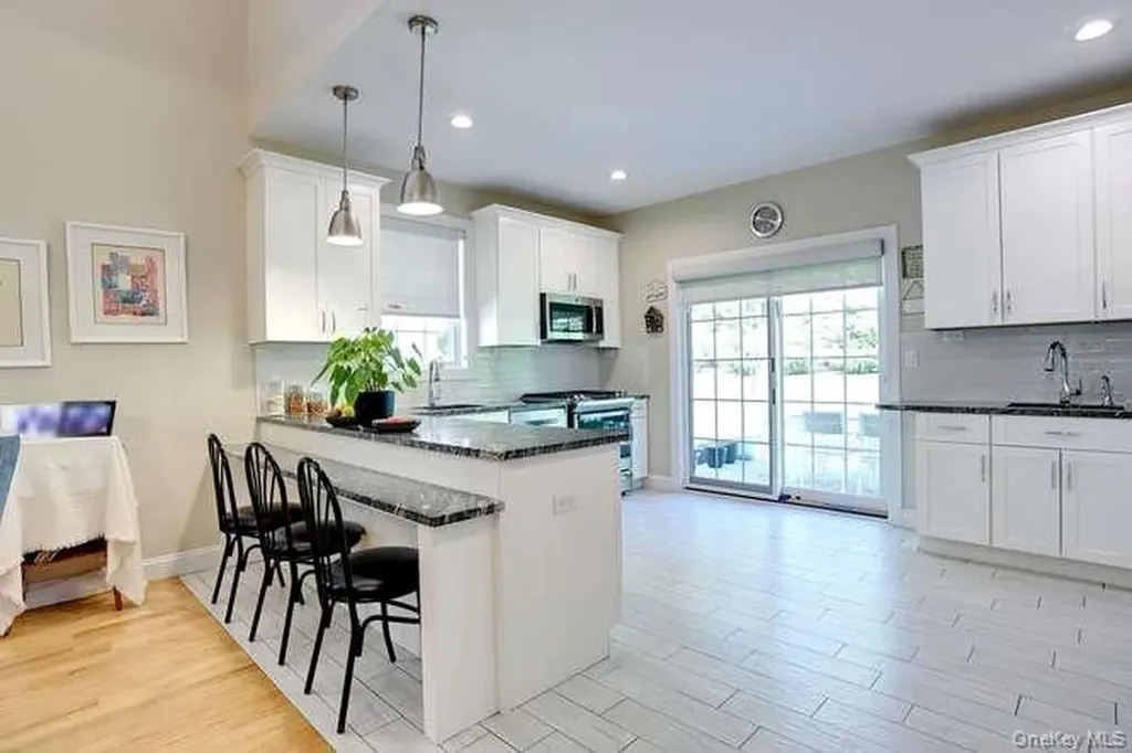 11 Silverwood Circle Suffern NY 10901