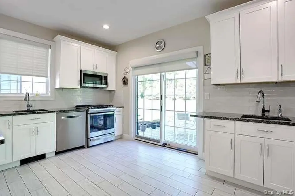 11 Silverwood Circle Suffern NY 10901