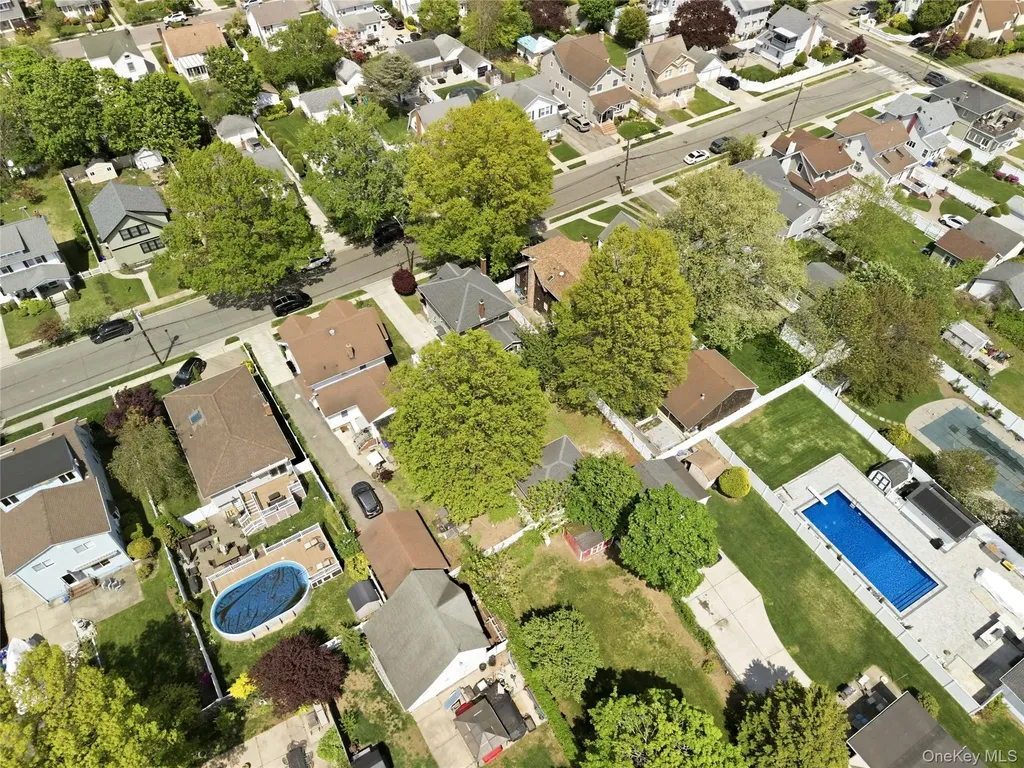 90 Vincent Place Lynbrook NY 11563