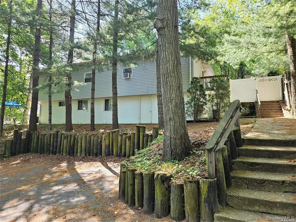 57 Aloma Road Rocky Point NY 11778