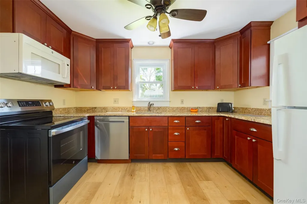 30 Marple Road Poughkeepsie NY 12603