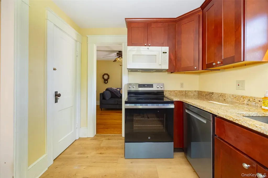 30 Marple Road Poughkeepsie NY 12603