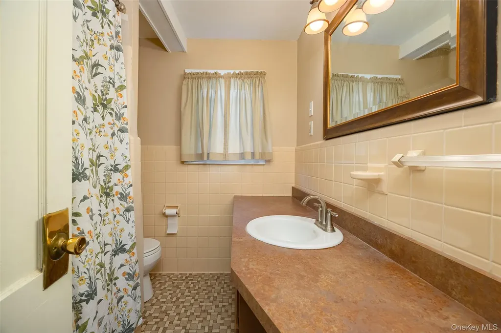 30 Marple Road Poughkeepsie NY 12603