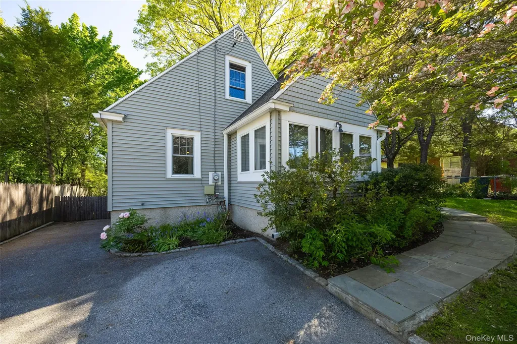 30 Marple Road Poughkeepsie NY 12603