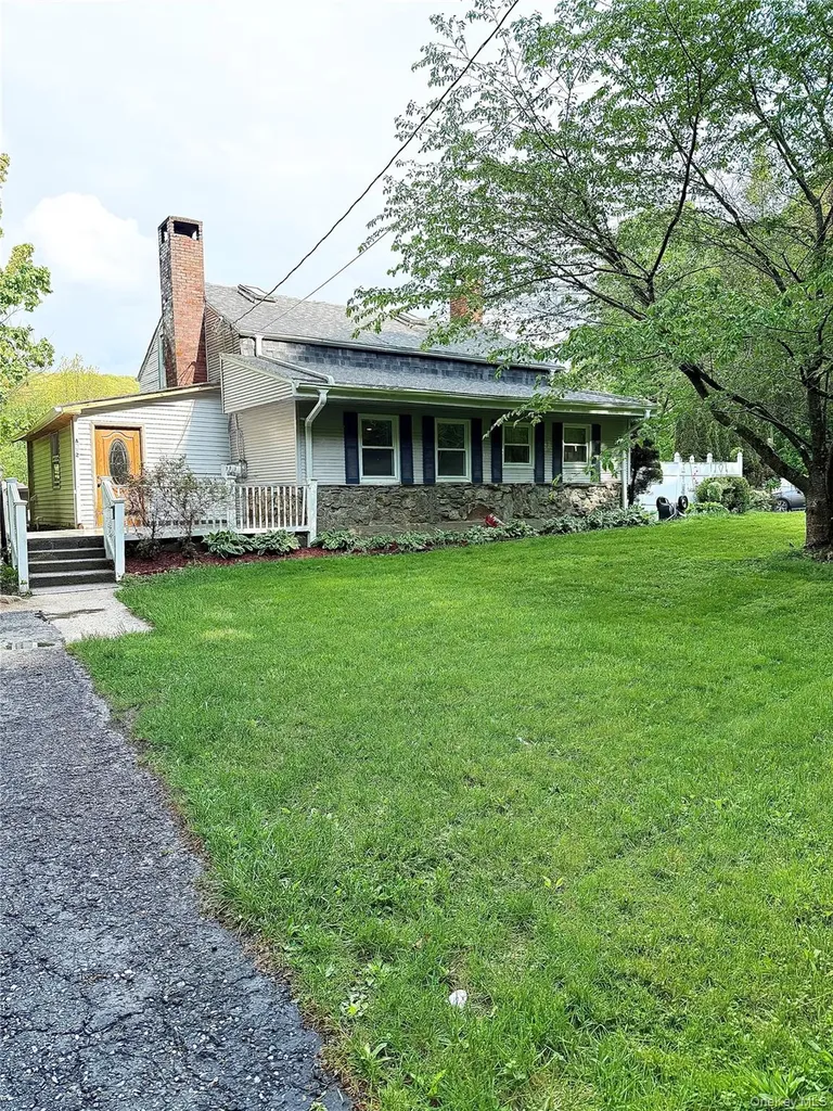 378 Old Route 55 Poughquag NY 12570