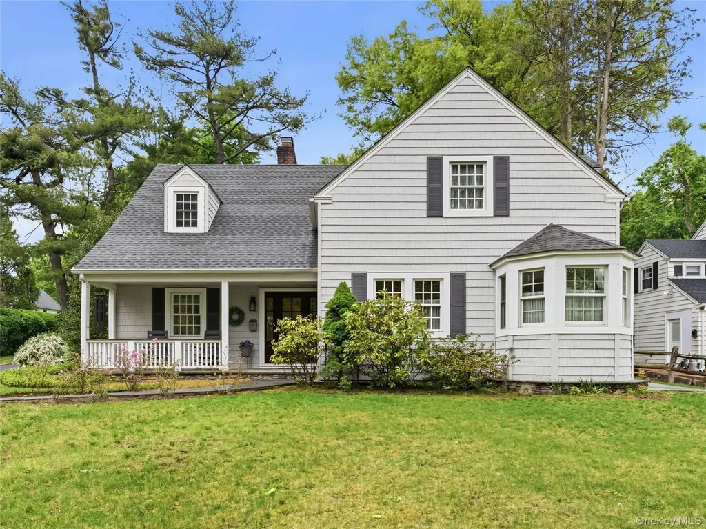 2 Longview Road Port Washington NY 11050