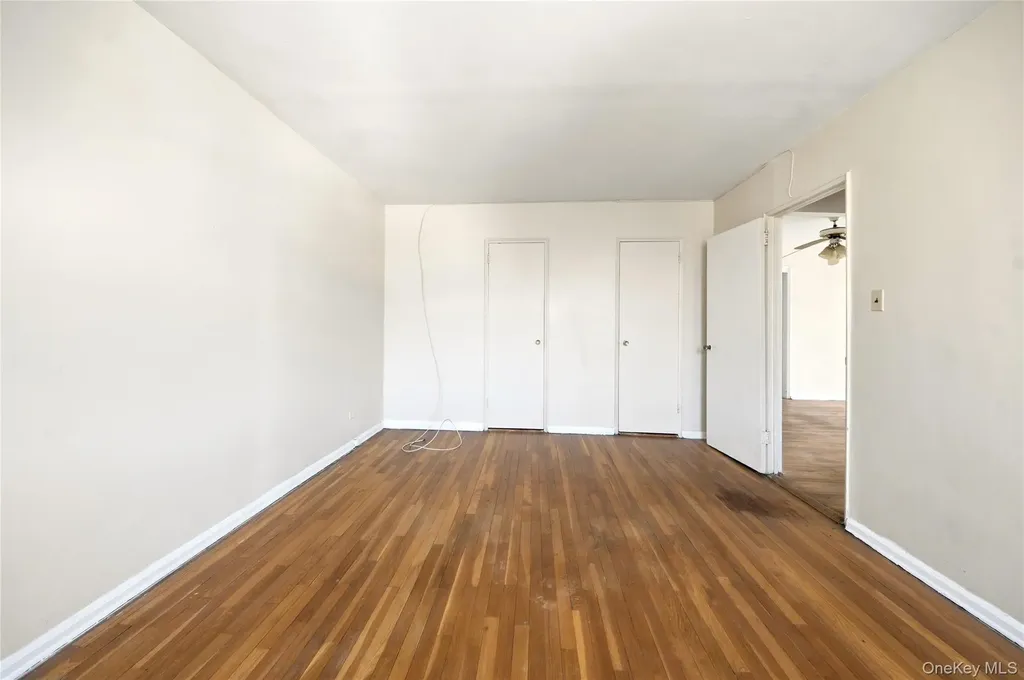 3531 Bronxwood Bronx NY 10469