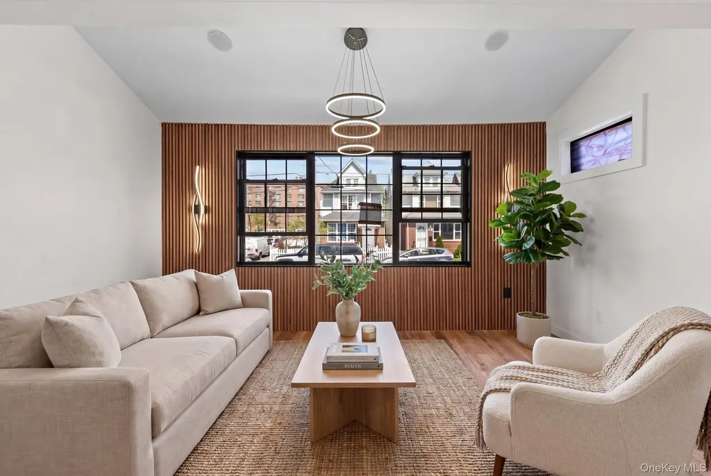 10902 169th Place Jamaica NY 11433