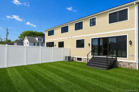 124 Nelson Avenue Harrison NY 10528