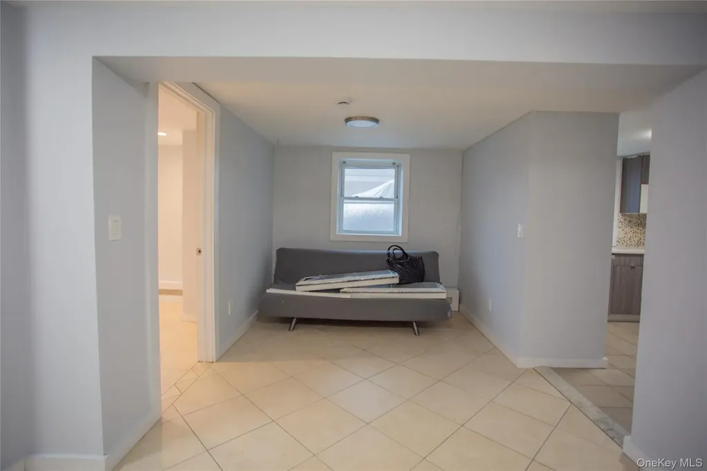 251 W Broadway Long Beach NY 11561