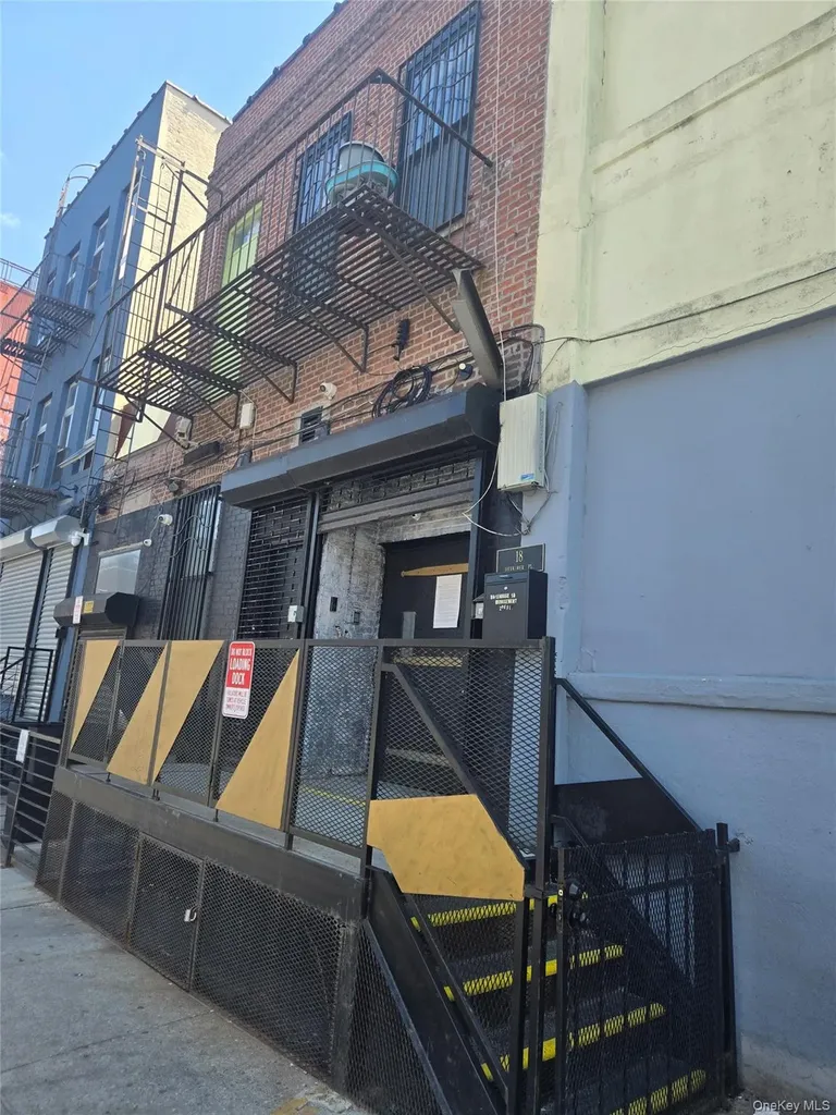 18 Herkimer Place Brooklyn NY 11216