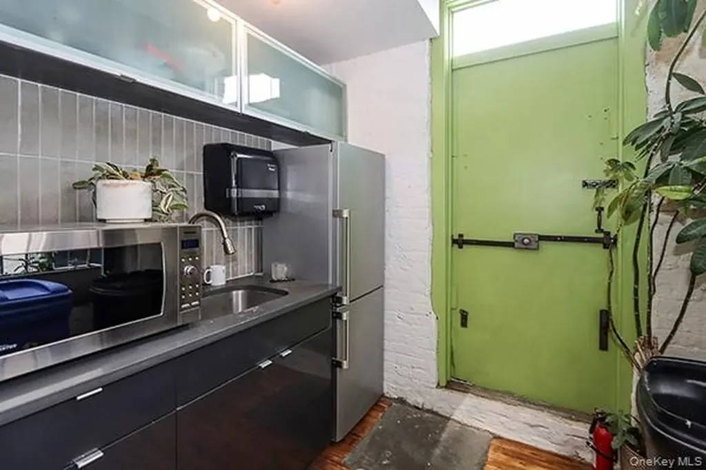 18 Herkimer Place Brooklyn NY 11216