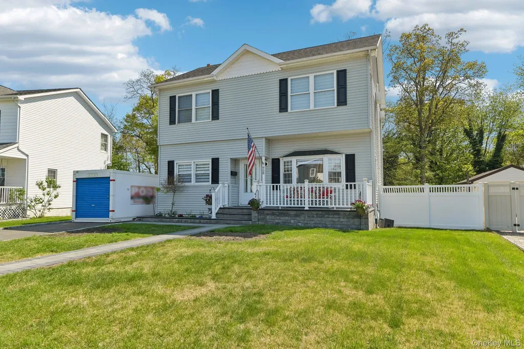 958 Alan Drive Wantagh NY 11793