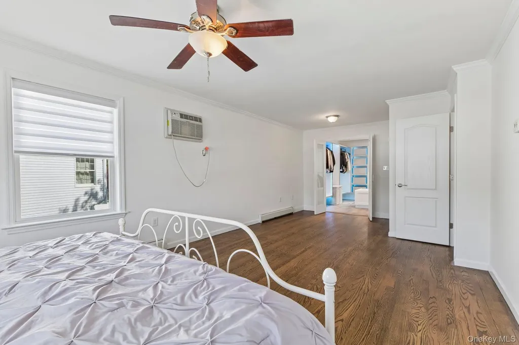 958 Alan Drive Wantagh NY 11793