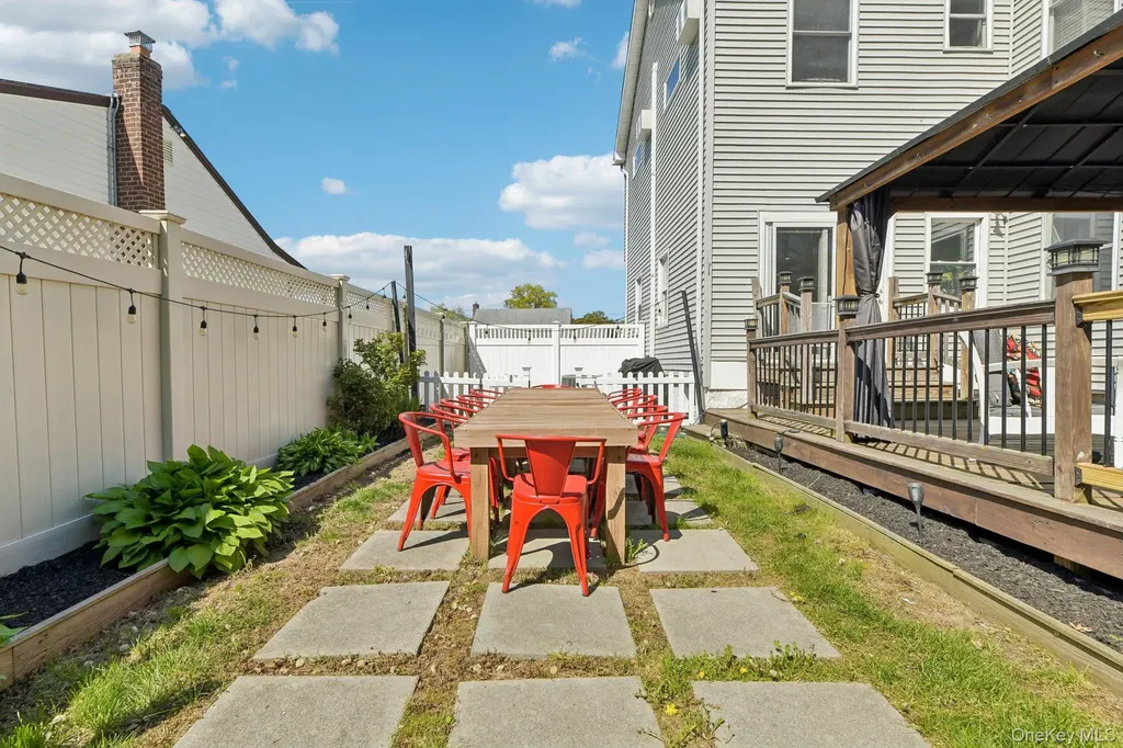 958 Alan Drive Wantagh NY 11793