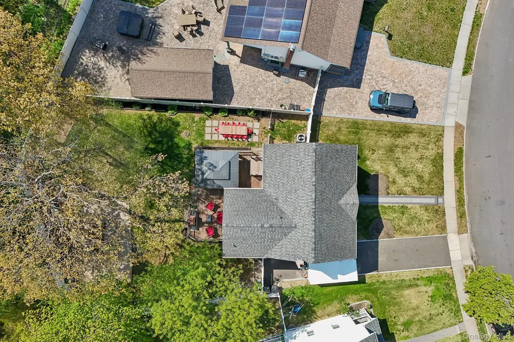 958 Alan Drive Wantagh NY 11793