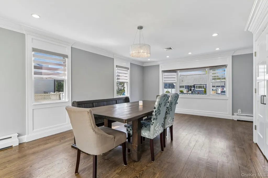 958 Alan Drive Wantagh NY 11793