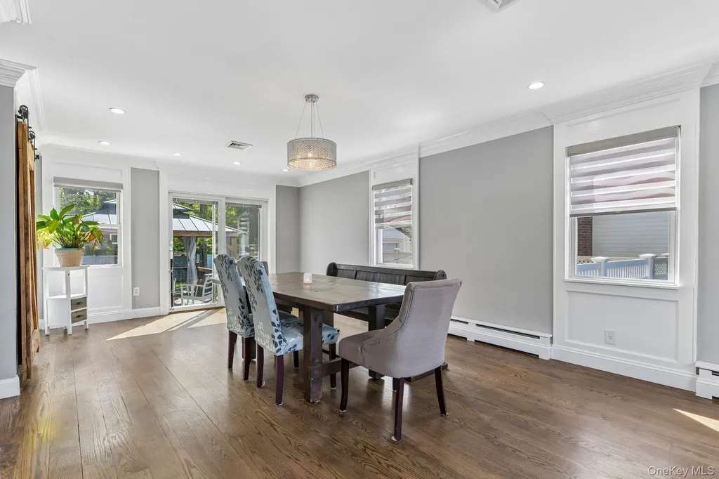 958 Alan Drive Wantagh NY 11793