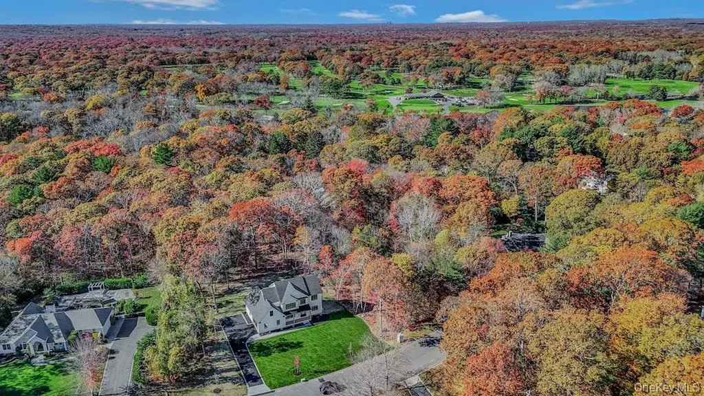 20 Bunker Lane Middle Island NY 11953