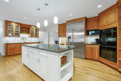 47 Jackson Road Bedford NY 10506