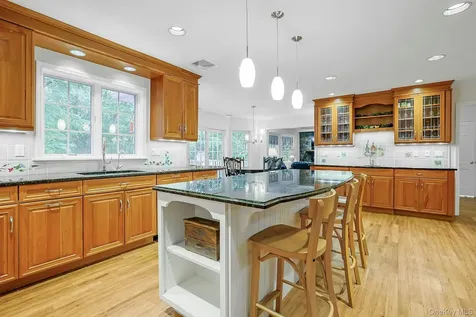 47 Jackson Road Bedford NY 10506