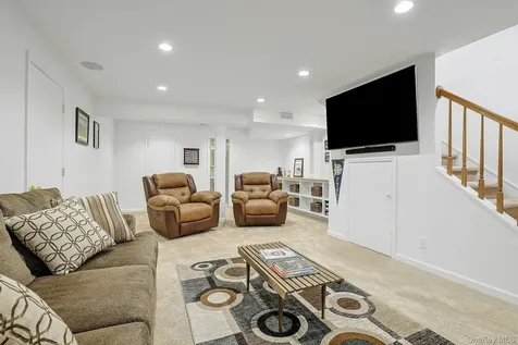 47 Jackson Road Bedford NY 10506