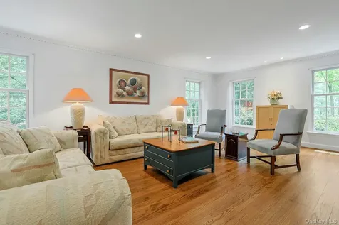 47 Jackson Road Bedford NY 10506