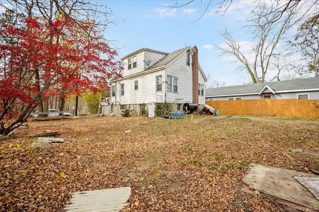 116 Lake Drive Lake Peekskill NY 10537