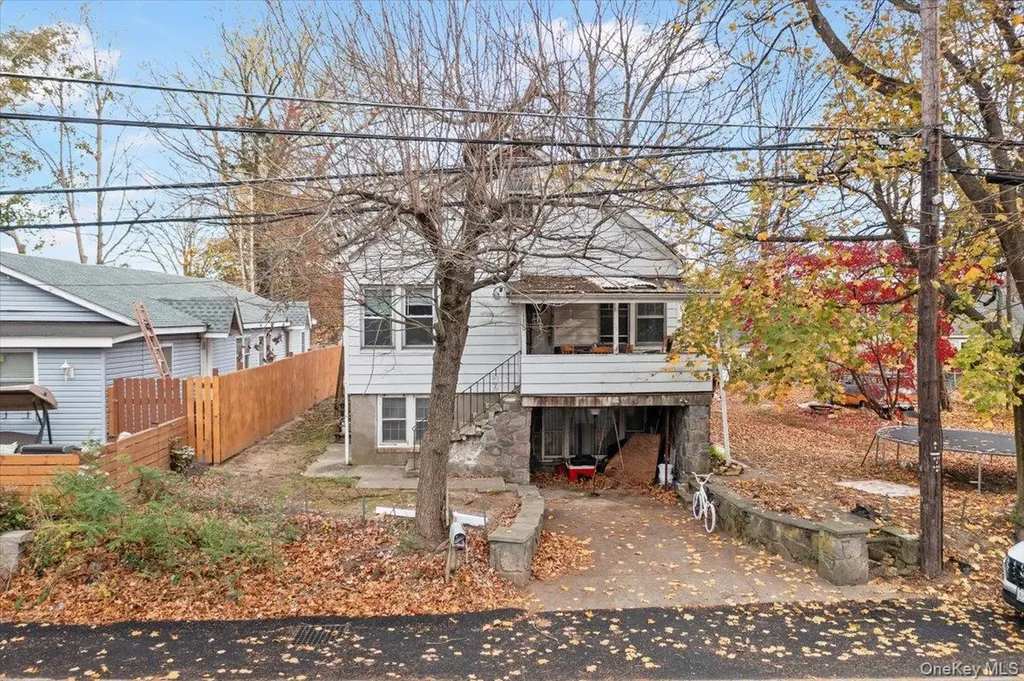 116 Lake Drive Lake Peekskill NY 10537