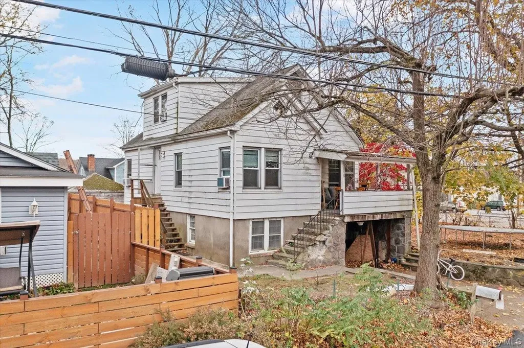 116 Lake Drive Lake Peekskill NY 10537