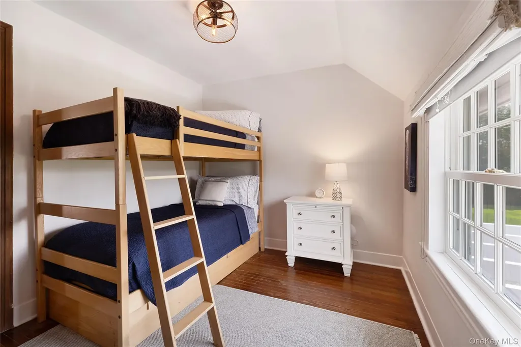 92 Beach Lane Westhampton Beach NY 11978