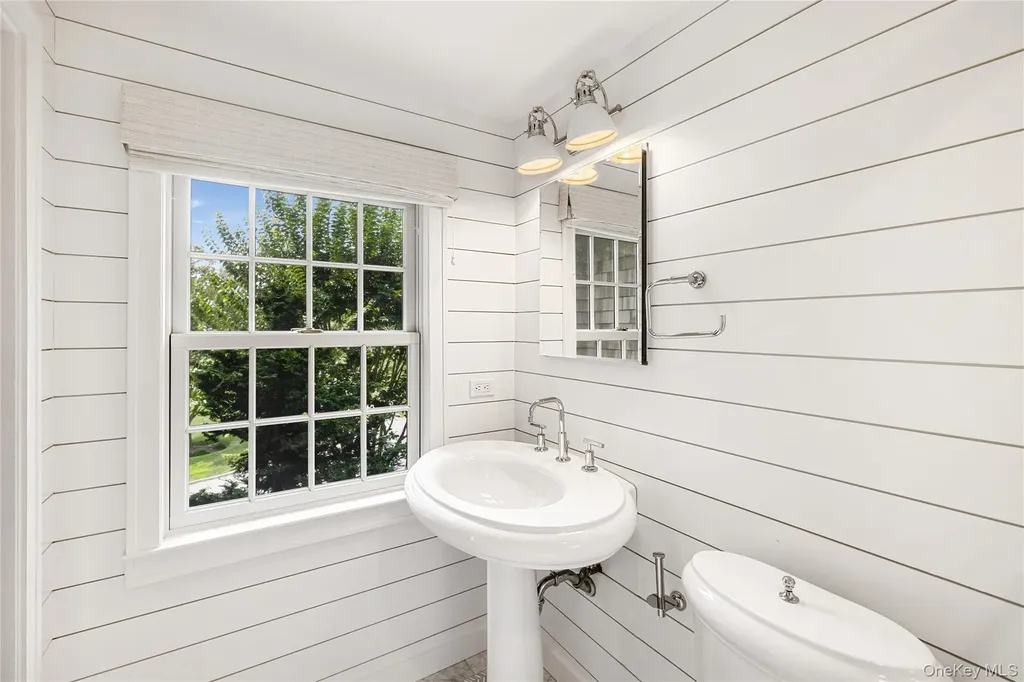 92 Beach Lane Westhampton Beach NY 11978