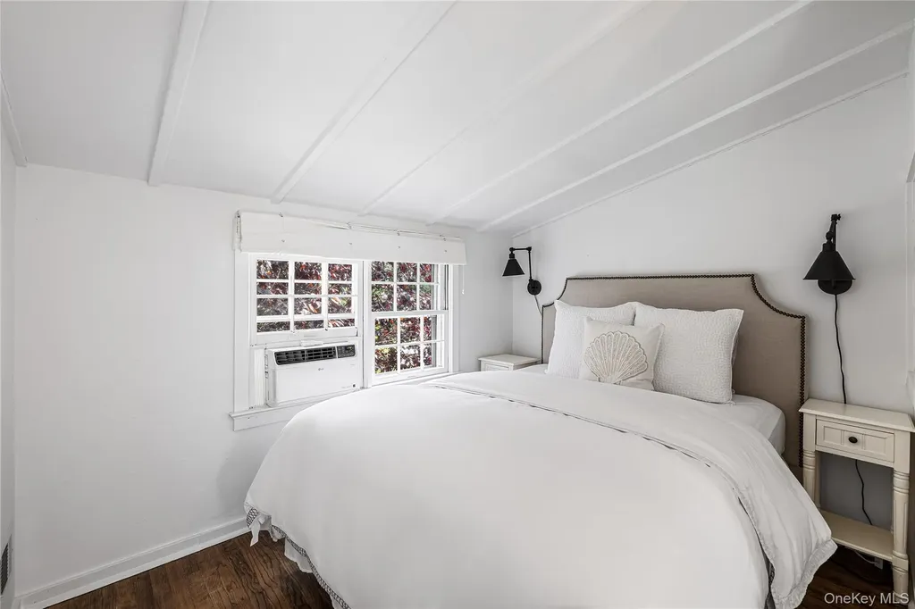 92 Beach Lane Westhampton Beach NY 11978