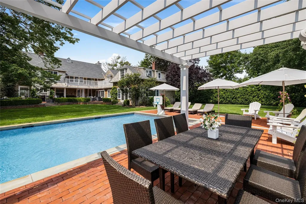 92 Beach Lane Westhampton Beach NY 11978