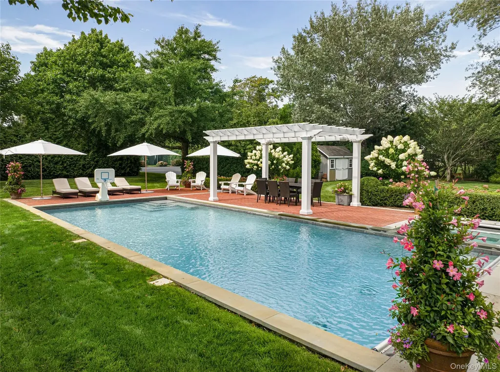 92 Beach Lane Westhampton Beach NY 11978