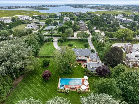 92 Beach Lane Westhampton Beach NY 11978
