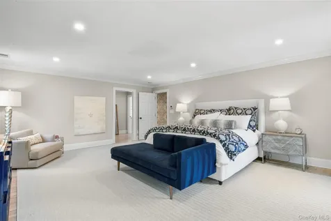 9 Daymon Terrace Larchmont NY 10538