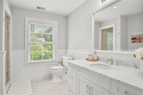 9 Daymon Terrace Larchmont NY 10538