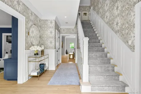 9 Daymon Terrace Larchmont NY 10538